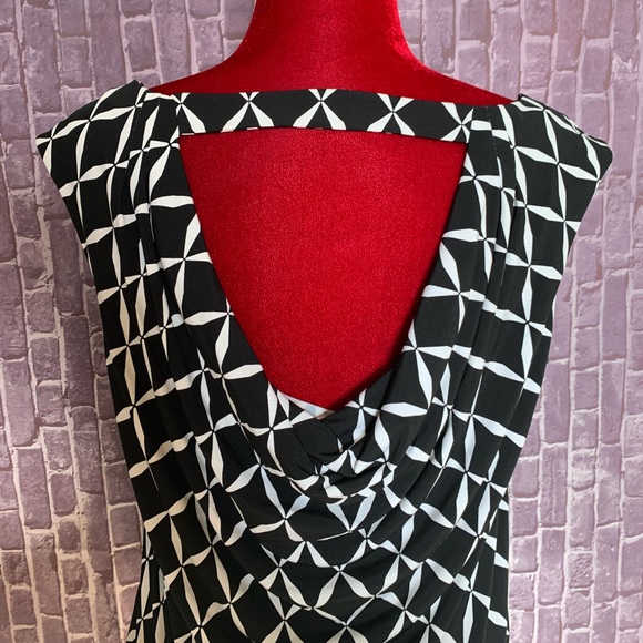 🔴Diamond Print Layered Jersey Top - Picture 2 of 7